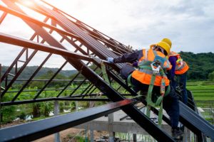 Roofing Services: Choosing Between Repair and Replacement